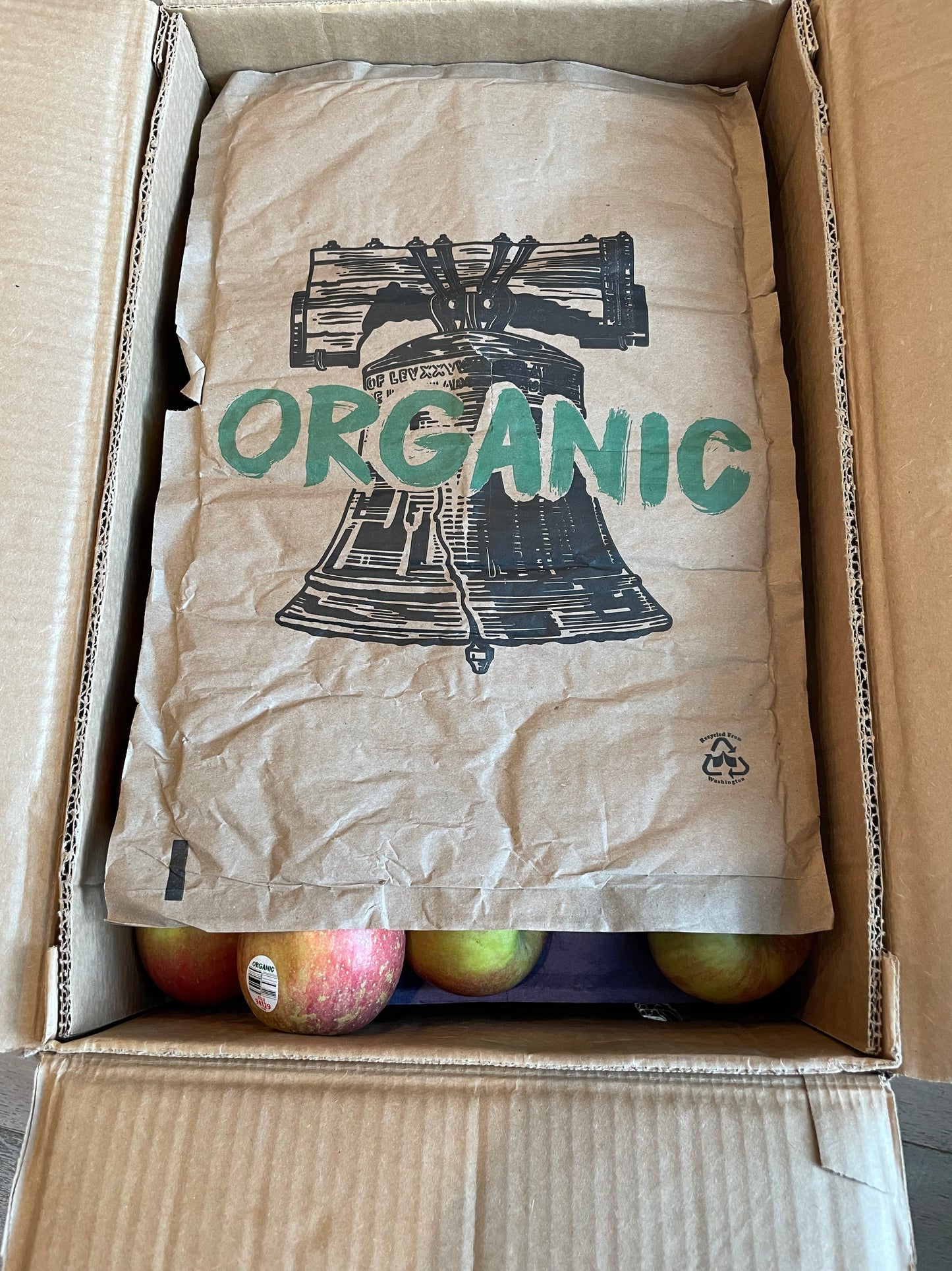 Round Organic Apple Cinnamon Challah